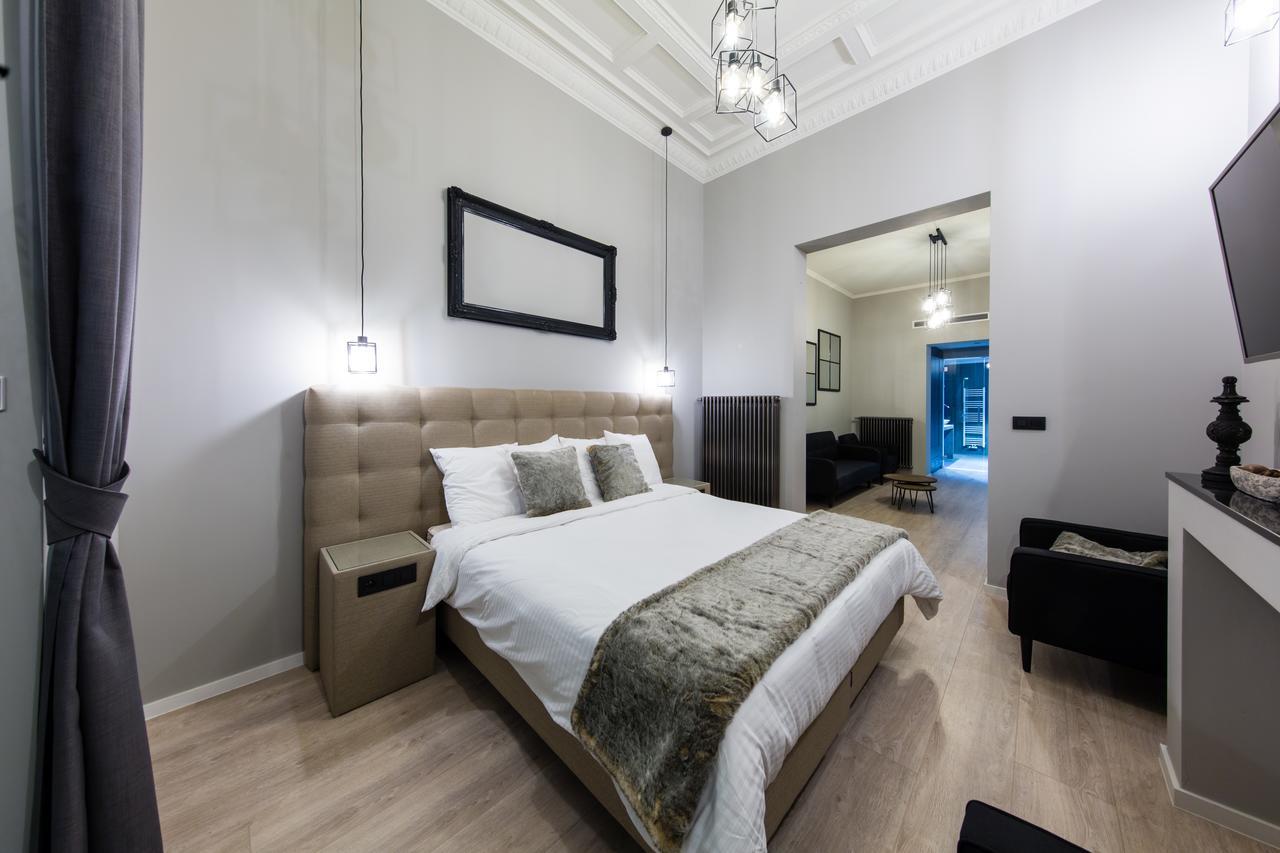 Secret Suites Brussels Royal Exterior photo